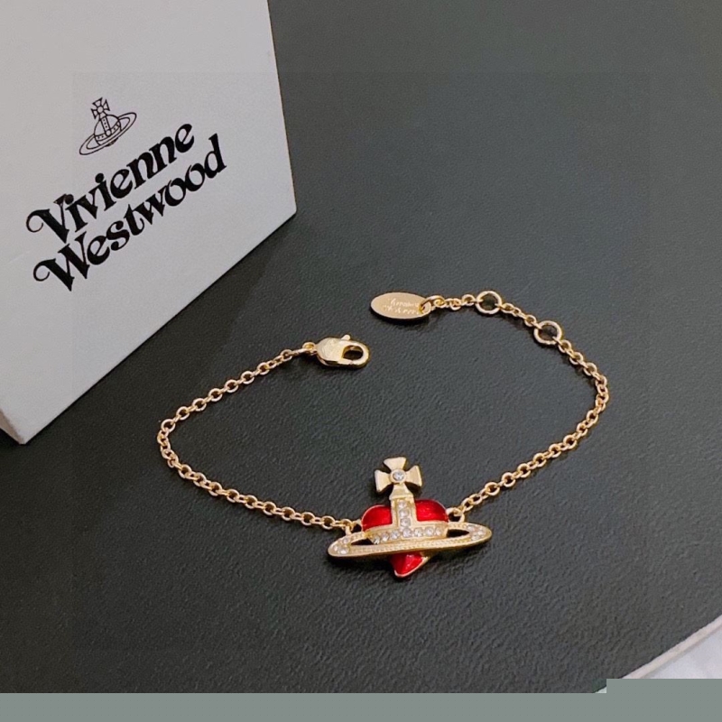 u1u1enne westwood